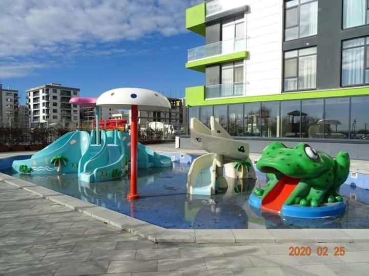 Alezzi Beach Resort Gorgeous Family Aparment Cu Piscina Năvodari Extérieur photo